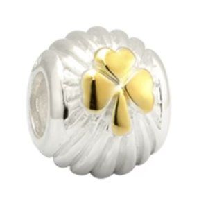 Solvar Shamrock Bead
